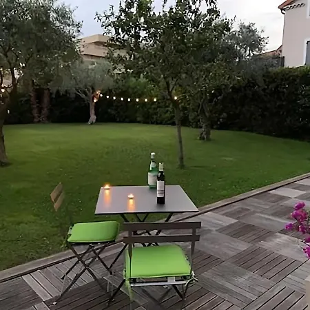 Апартаменти Rooftop Pool, Private Garden, At The Beach! Антіб