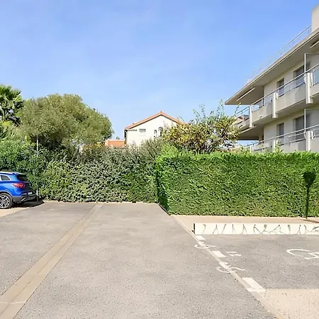 Rooftop Pool, Private Garden, At The Beach! Antibes