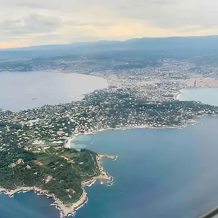 Rooftop Pool, Private Garden, At The Beach!