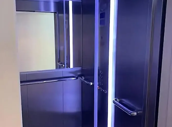 Appartamento Rooftop Pool, Private Garden, At The Beach! *