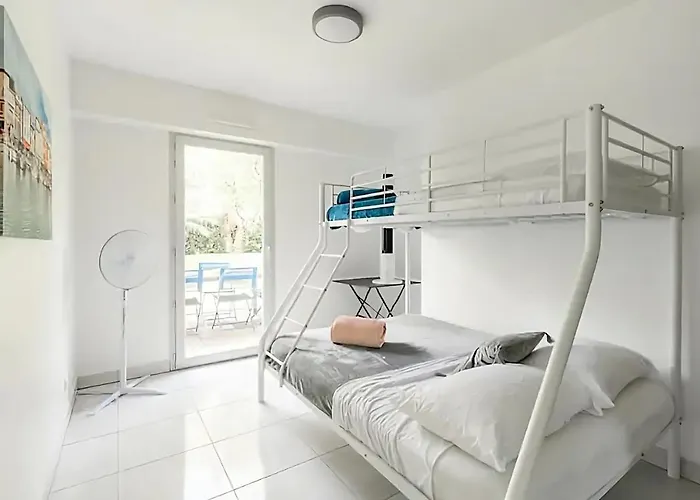 Rooftop Pool, Private Garden, At The Beach! Appartamento *