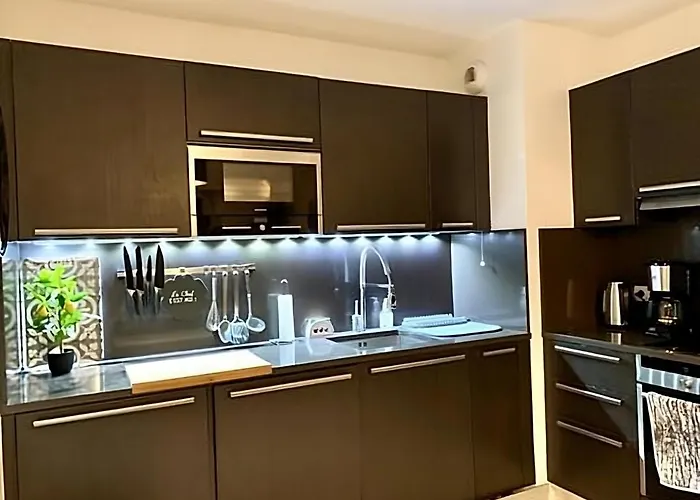 Rooftop Pool, Private Garden, At The Beach! Appartamento *