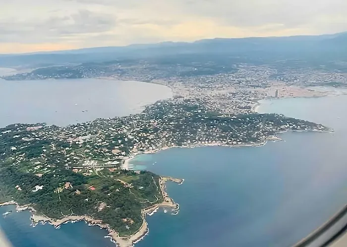 Rooftop Pool, Private Garden, At The Beach!